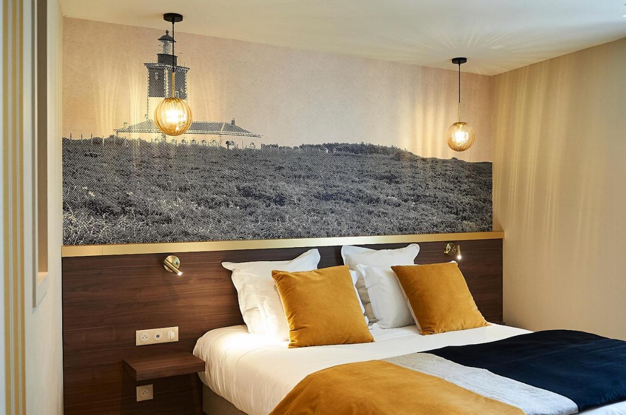 Hotel La Marine Groix Bagian luar foto