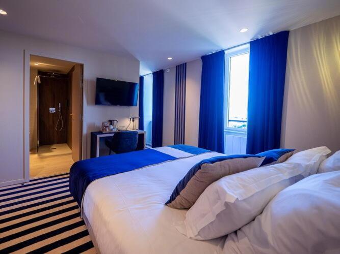 Hotel La Marine Groix Bagian luar foto