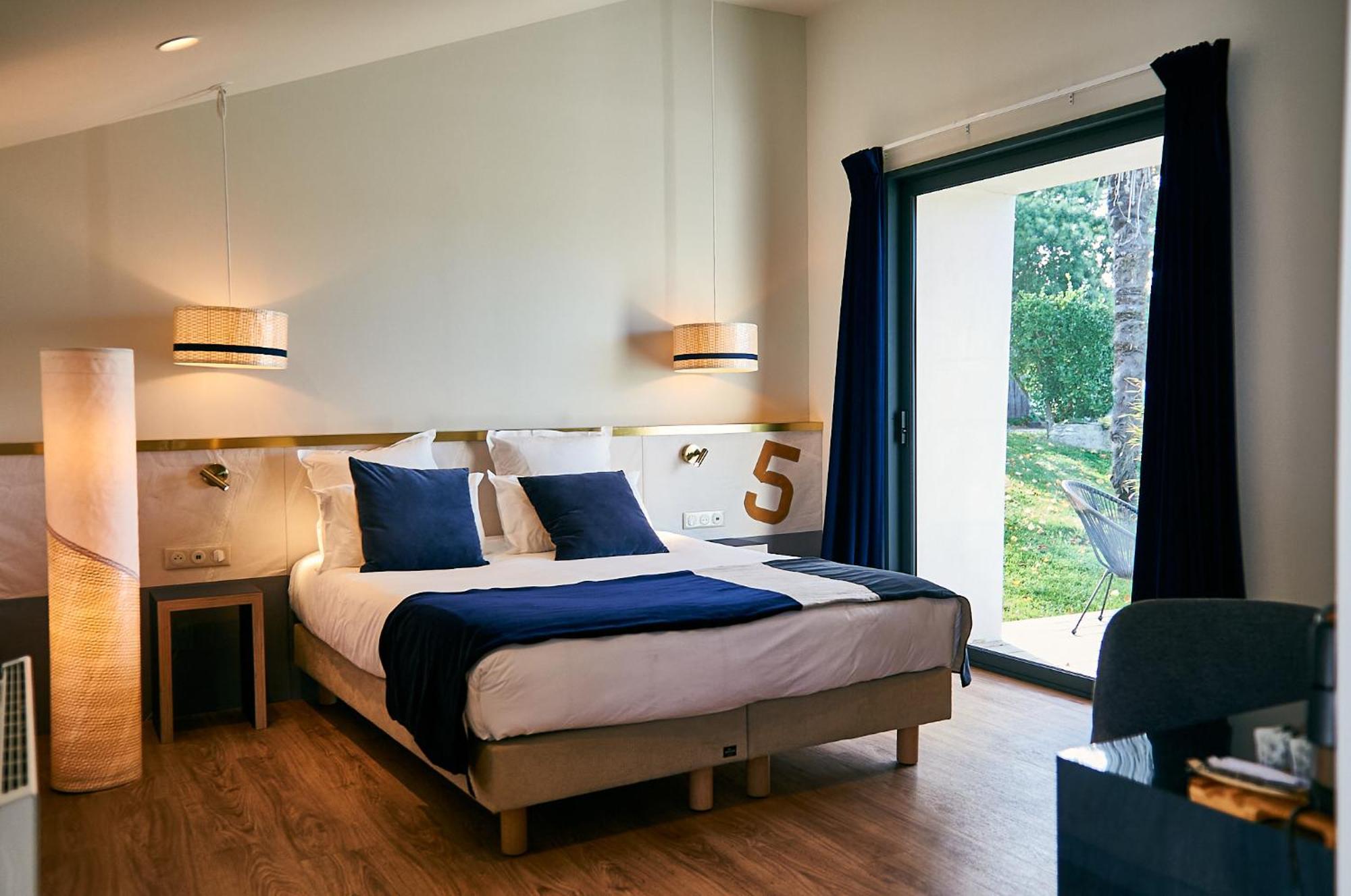 Hotel La Marine Groix Bagian luar foto